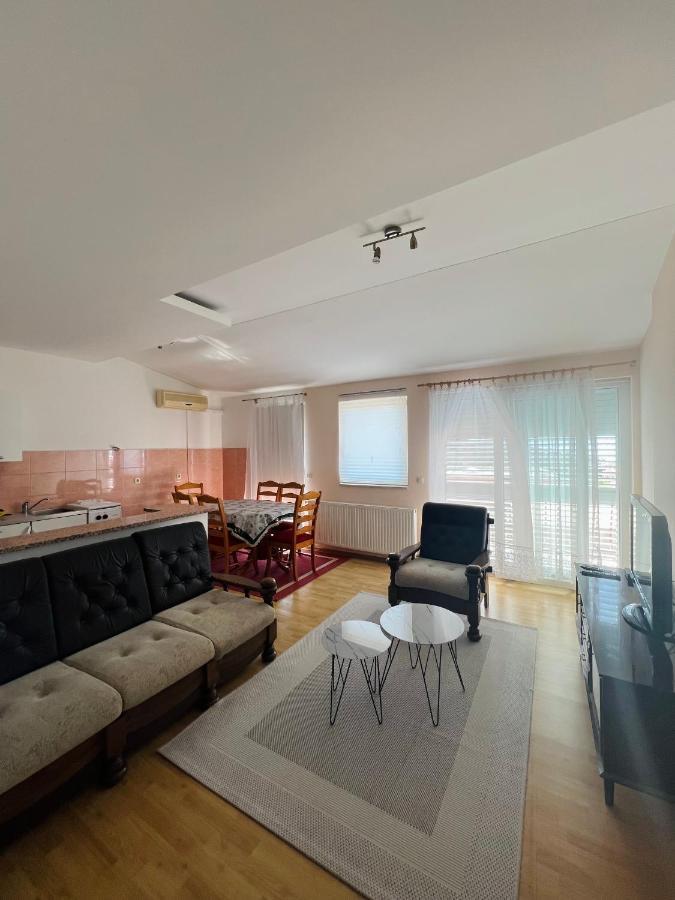 Apartments Maria Makarska Exterior foto